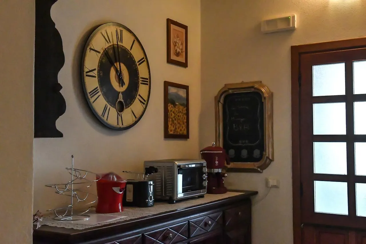 Bed and Breakfast La Terra di Mingo Vado Ligure 3*,  Italia