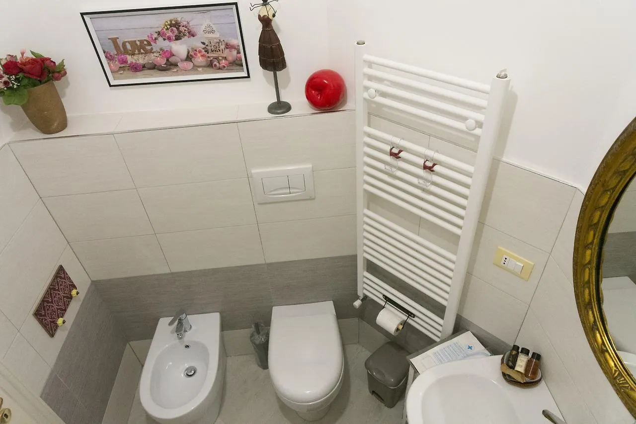Bed and Breakfast La Terra di Mingo Vado Ligure Bed & Breakfast