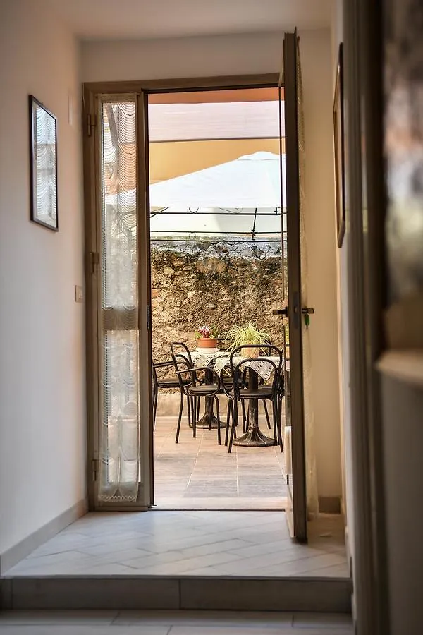Bed and Breakfast La Terra di Mingo Vado Ligure